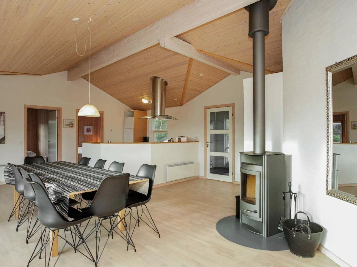 8 Person Holiday Home In Jerup Екстериор снимка