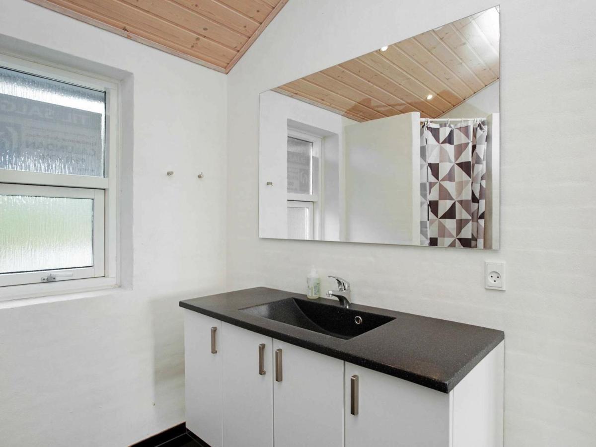 8 Person Holiday Home In Jerup Екстериор снимка